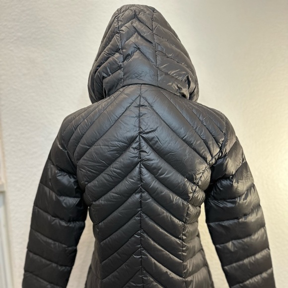 Womens Down Blend Jacket. Invisible pockets outside & 2 in. Machine Washable! - Picture 2 of 11